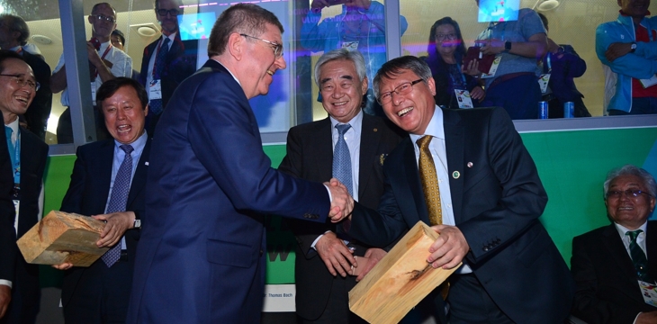 President Ri with IOC President Thomas Bach (left) and WT President Chungwon Choue (middle)